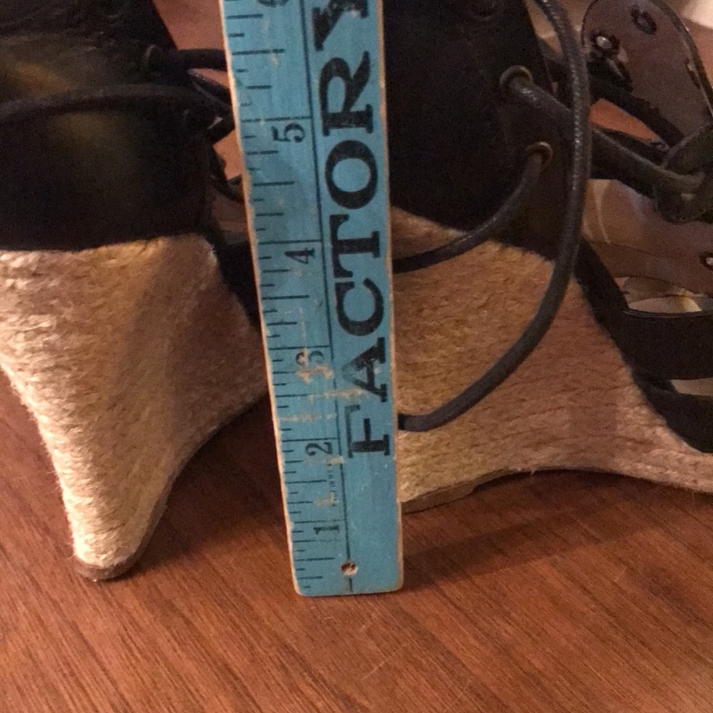 Stunning Michael Kors Wrap around Sandals. - Picture 8 of 14